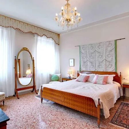Maison Volpi Venice Room photo